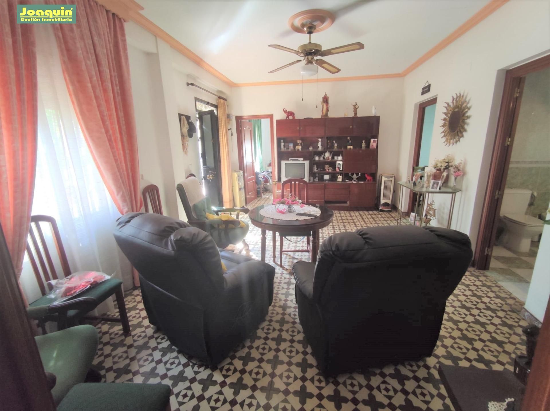 Sala d'estar de Casa o xalet en venda en  Córdoba Capital amb Traster