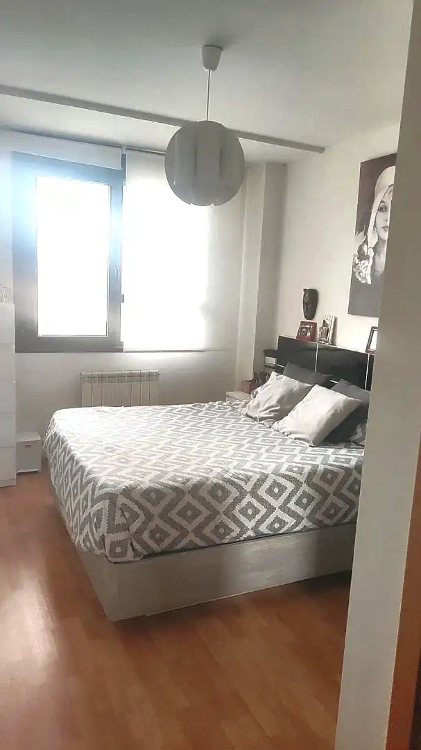 Habitación de Piso en venta en Garrafe de Torío con Calefacción, Parquet y Alarma