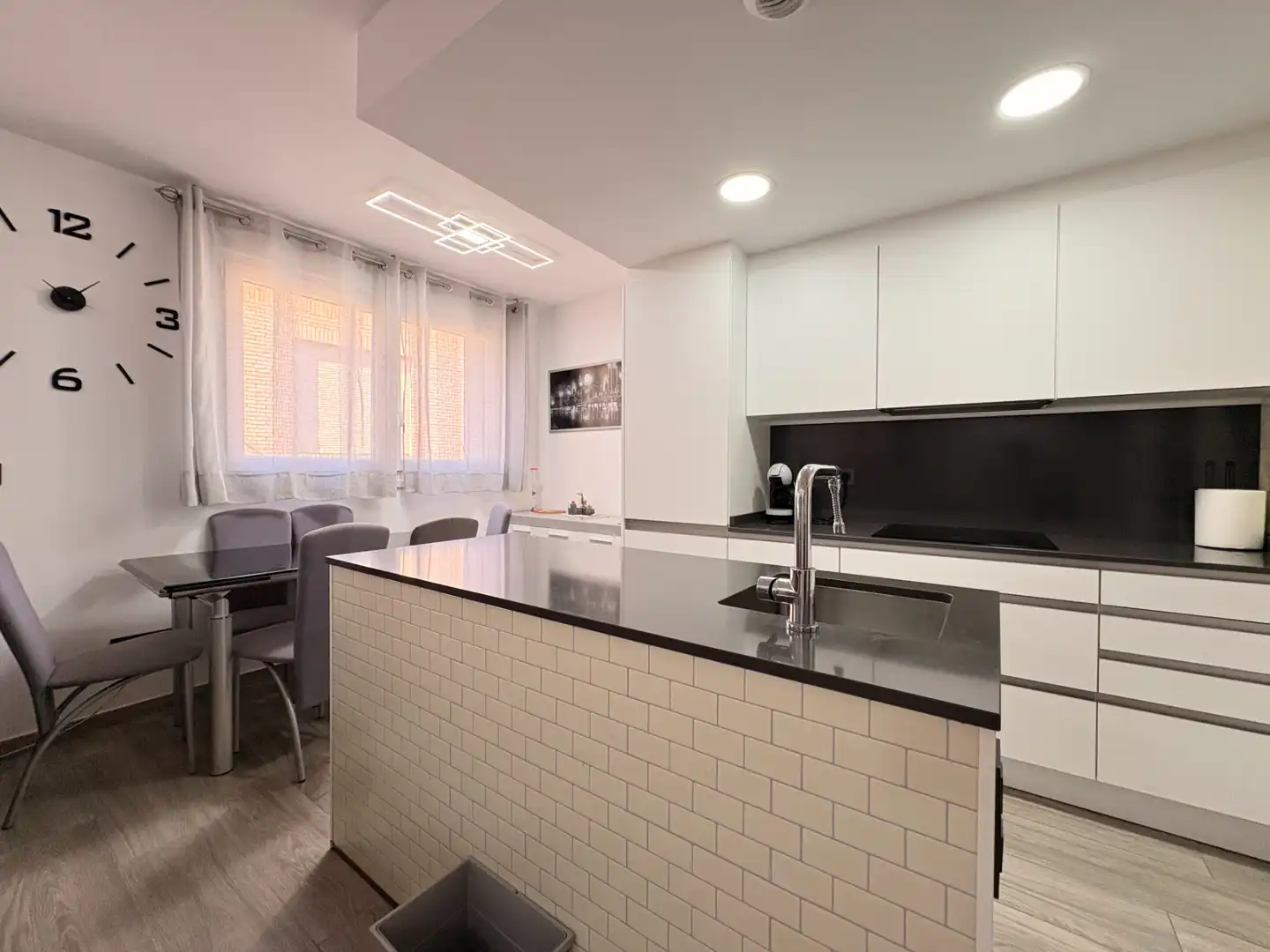 Kitchen of Attic for sale in Zaragoza  with Air Conditioner, Heating and Terrace