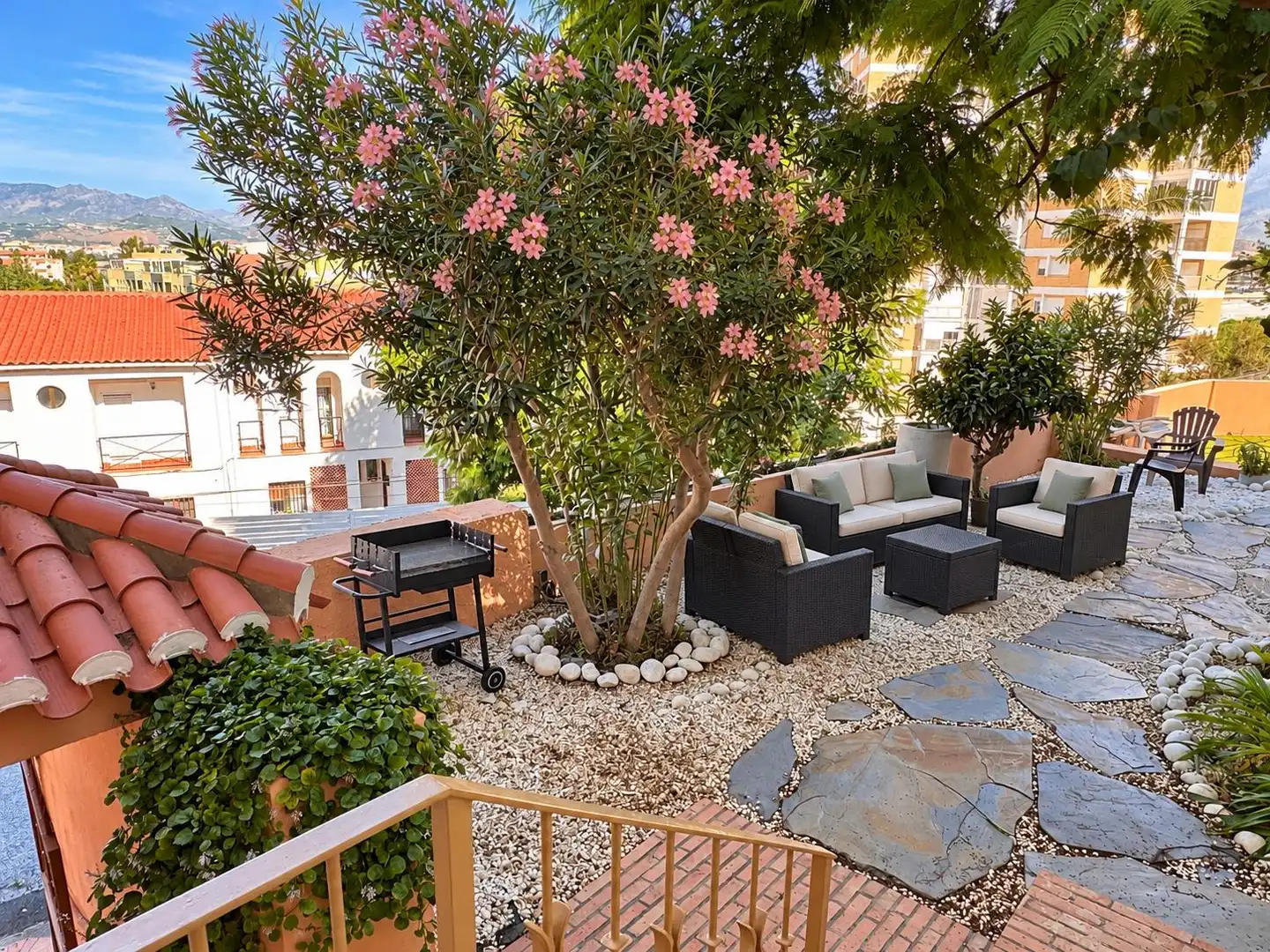 Casa aparellada amb terrassa en venda a Calle Mirador de la Bahía 31, imagen 18