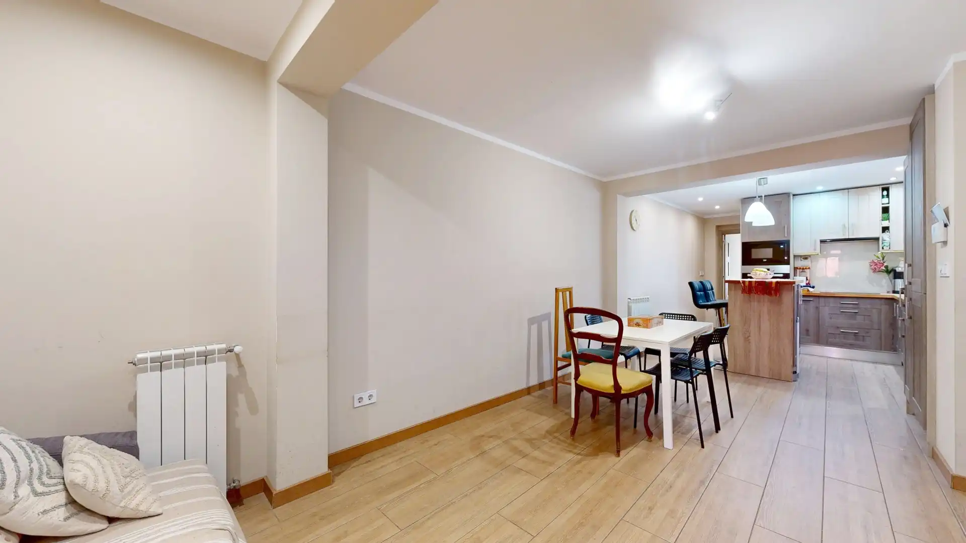 Dining room of Flat for sale in Torrent  with Air Conditioner, Private garden and Balcony