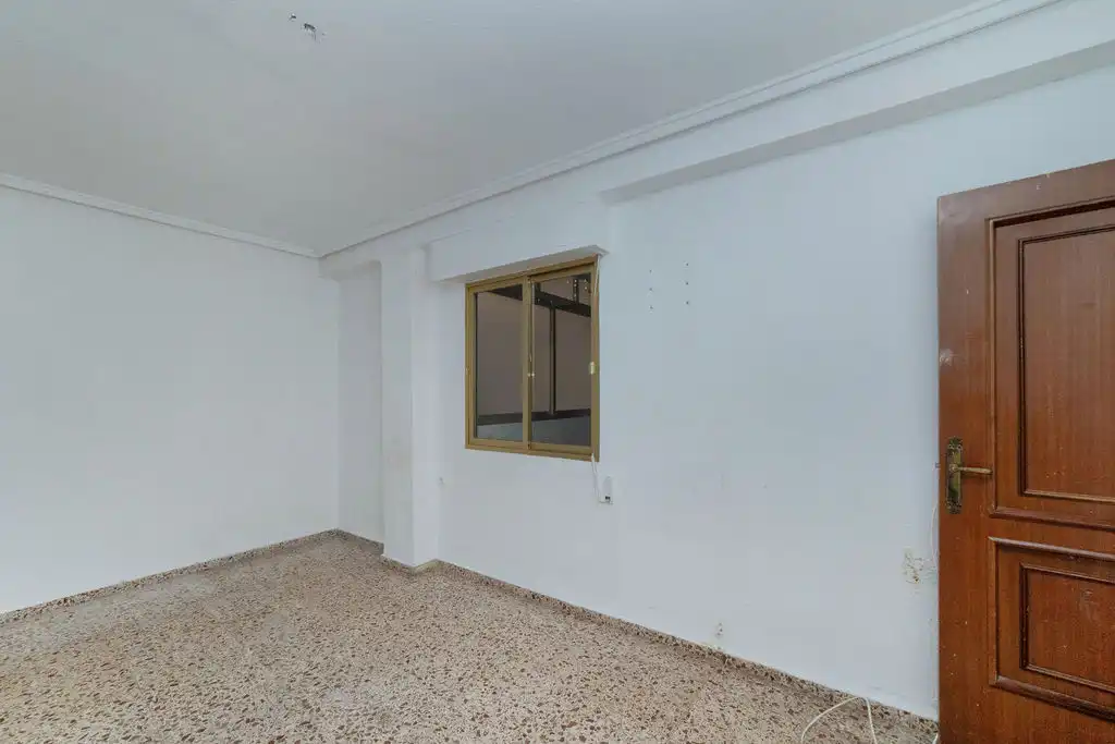 Piso en venta en Crevillent, Alicante