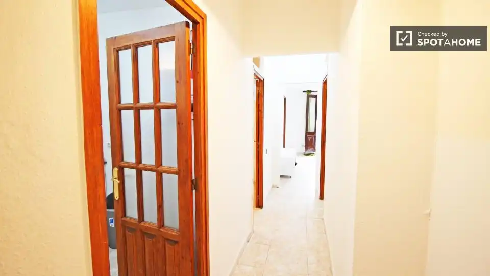 Room in El Raval