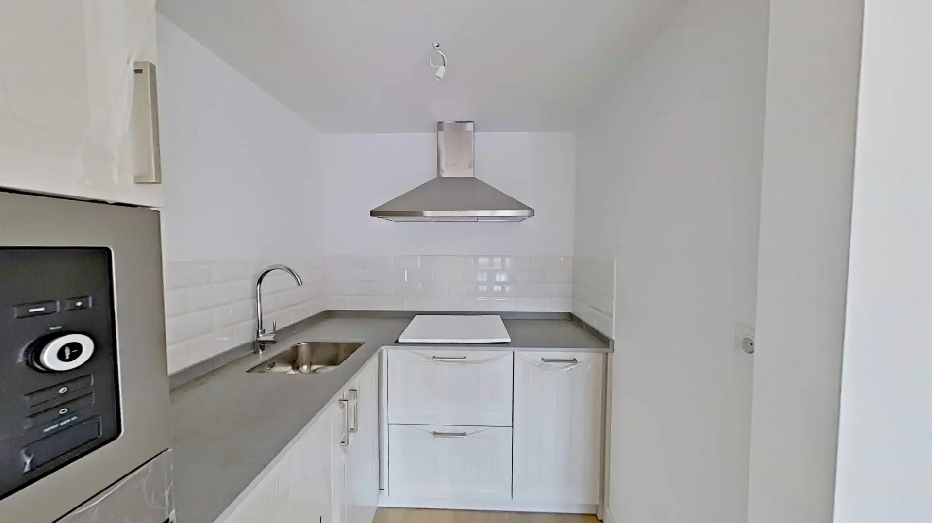 Piso de obra nueva con terraza en venta en Calle Cantabria 14, imagen 13