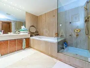 Baño de Casa o chalet en venta en Las Rozas de Madrid con Aire acondicionado, Calefacción y Jardín privado