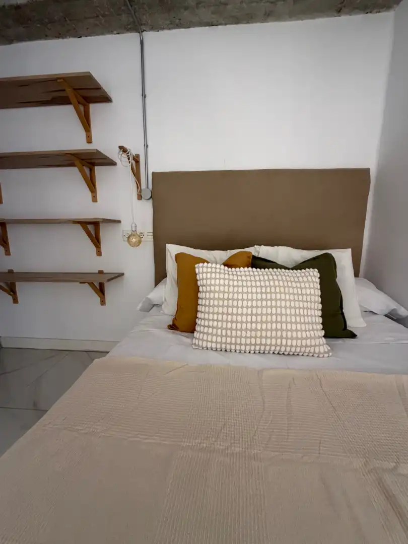 Habitación de Piso para compartir en Granada con Amueblado, Horno y Lavadora