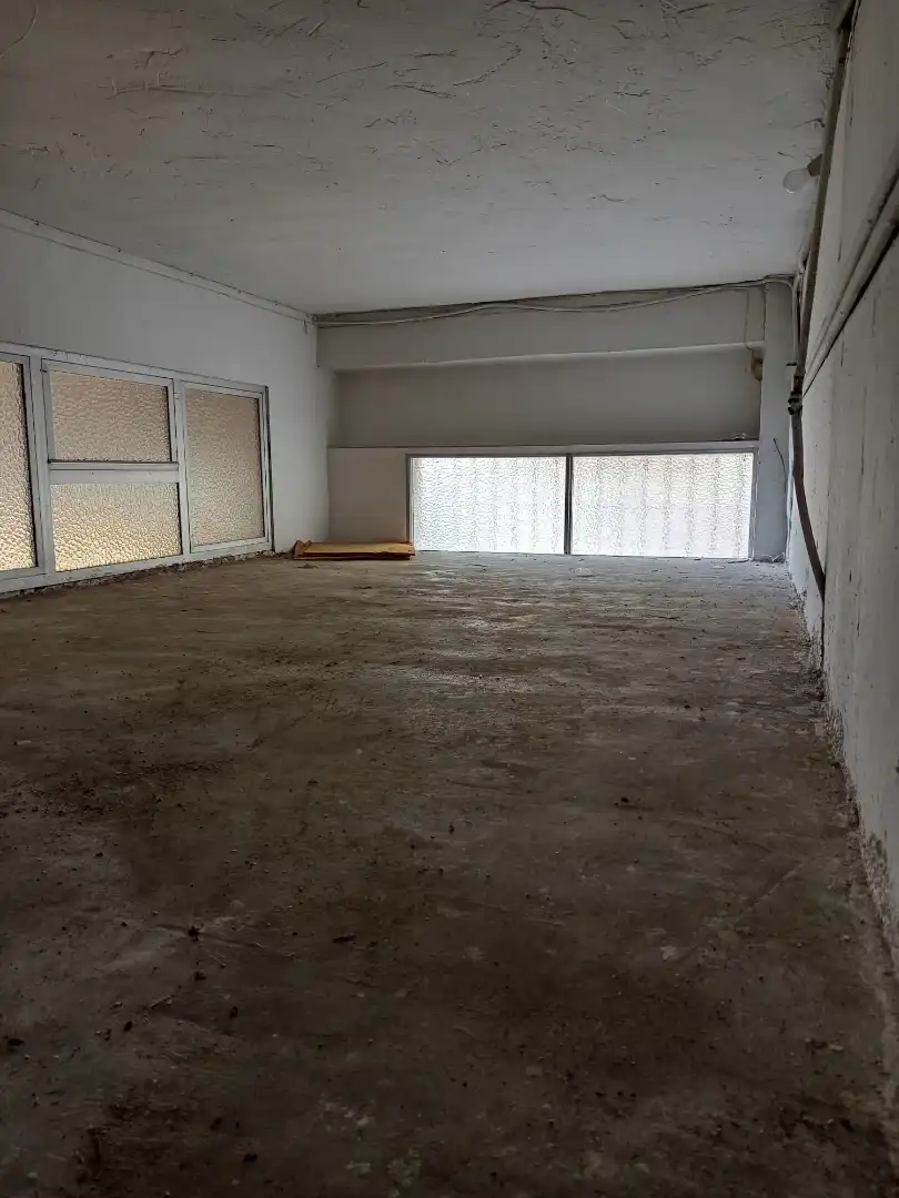 Commercial properties for sale in Gata
