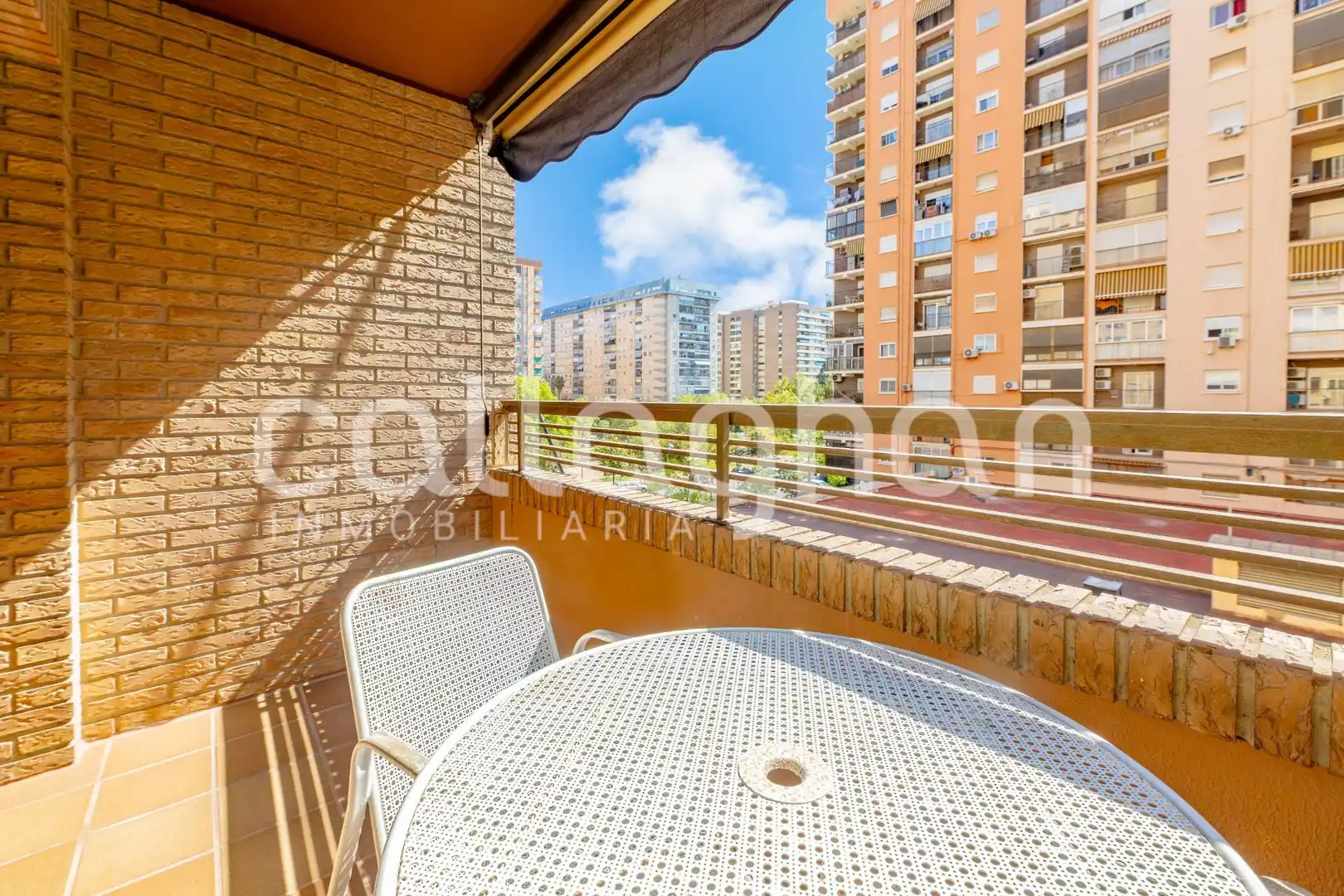 Flat for rent in Ciutat Jardí