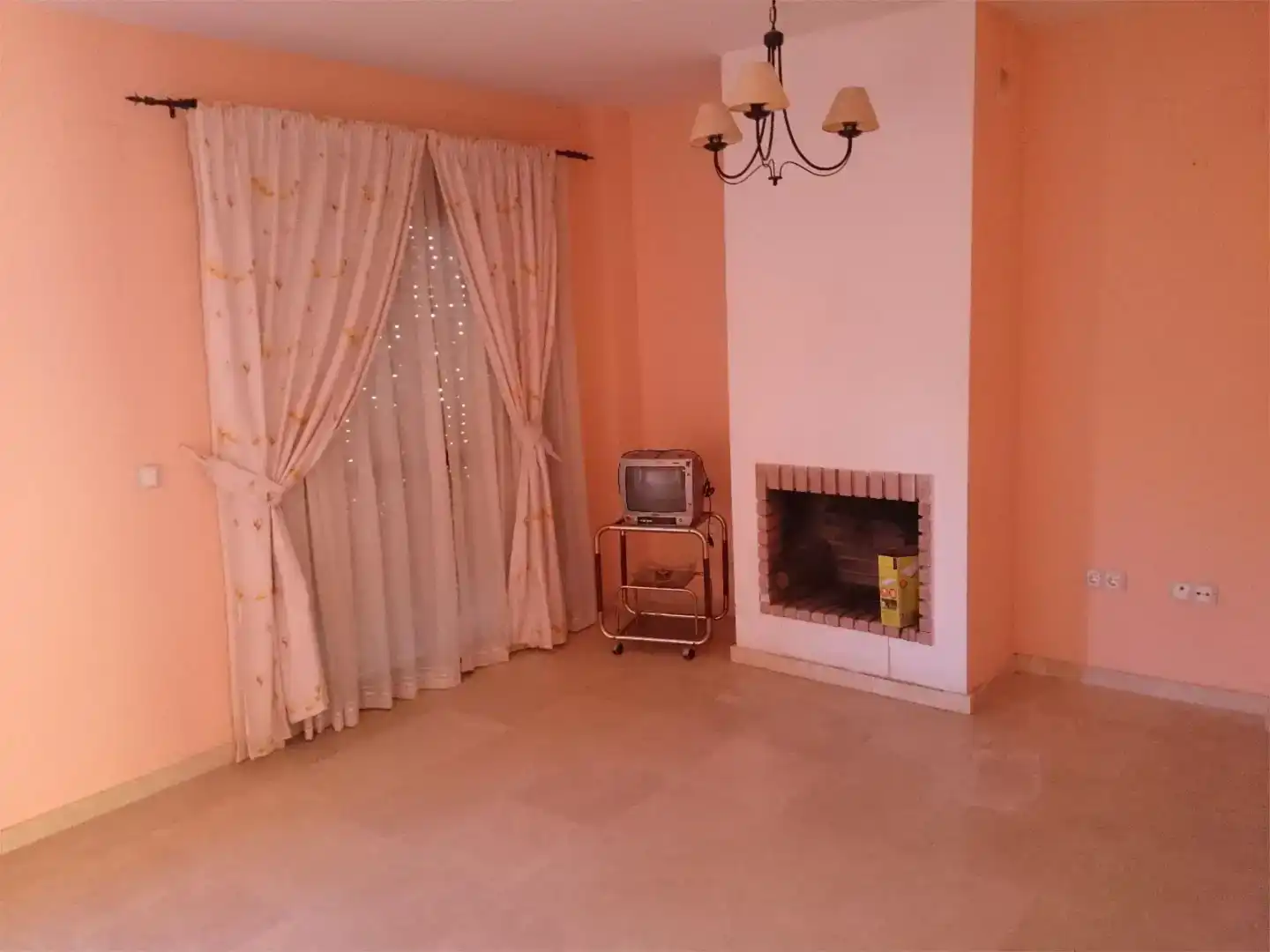 Living room of Flat for sale in Alcalá de Guadaira