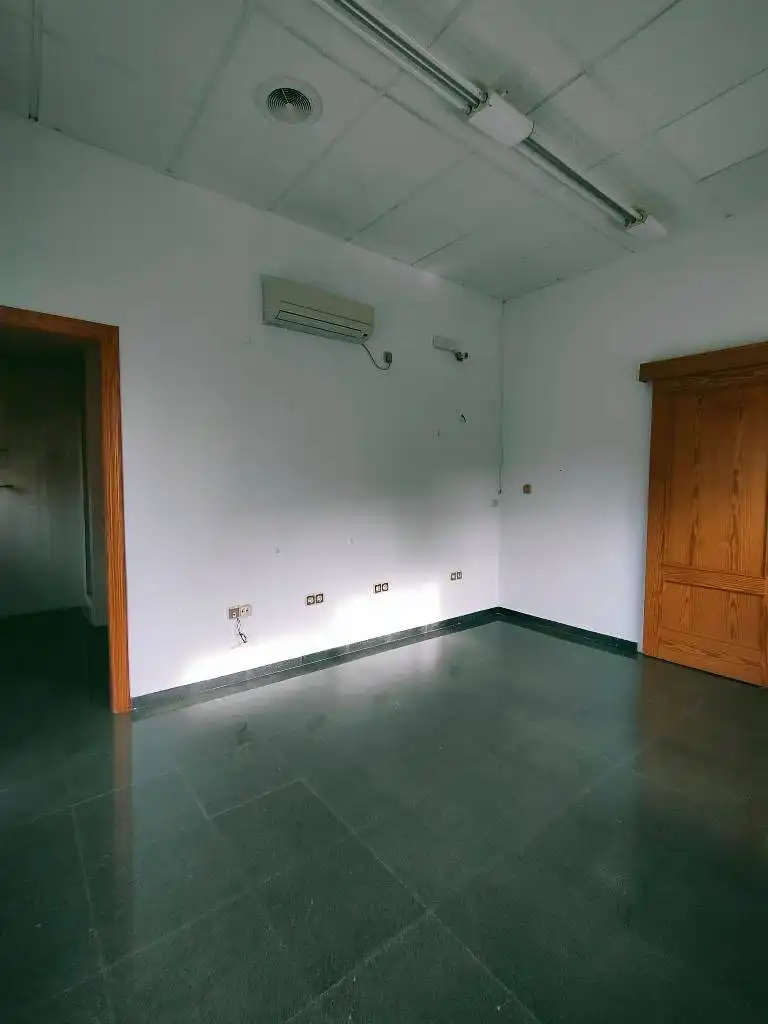 Local comercial en venta en Avenida de Juan Carlos I, imagen 15