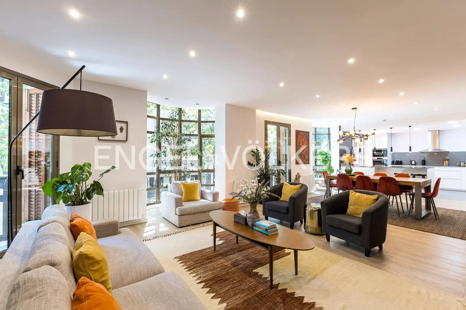 Living room of Flat for rent in Barcelona  with Air Conditioner, Heating and Private garden