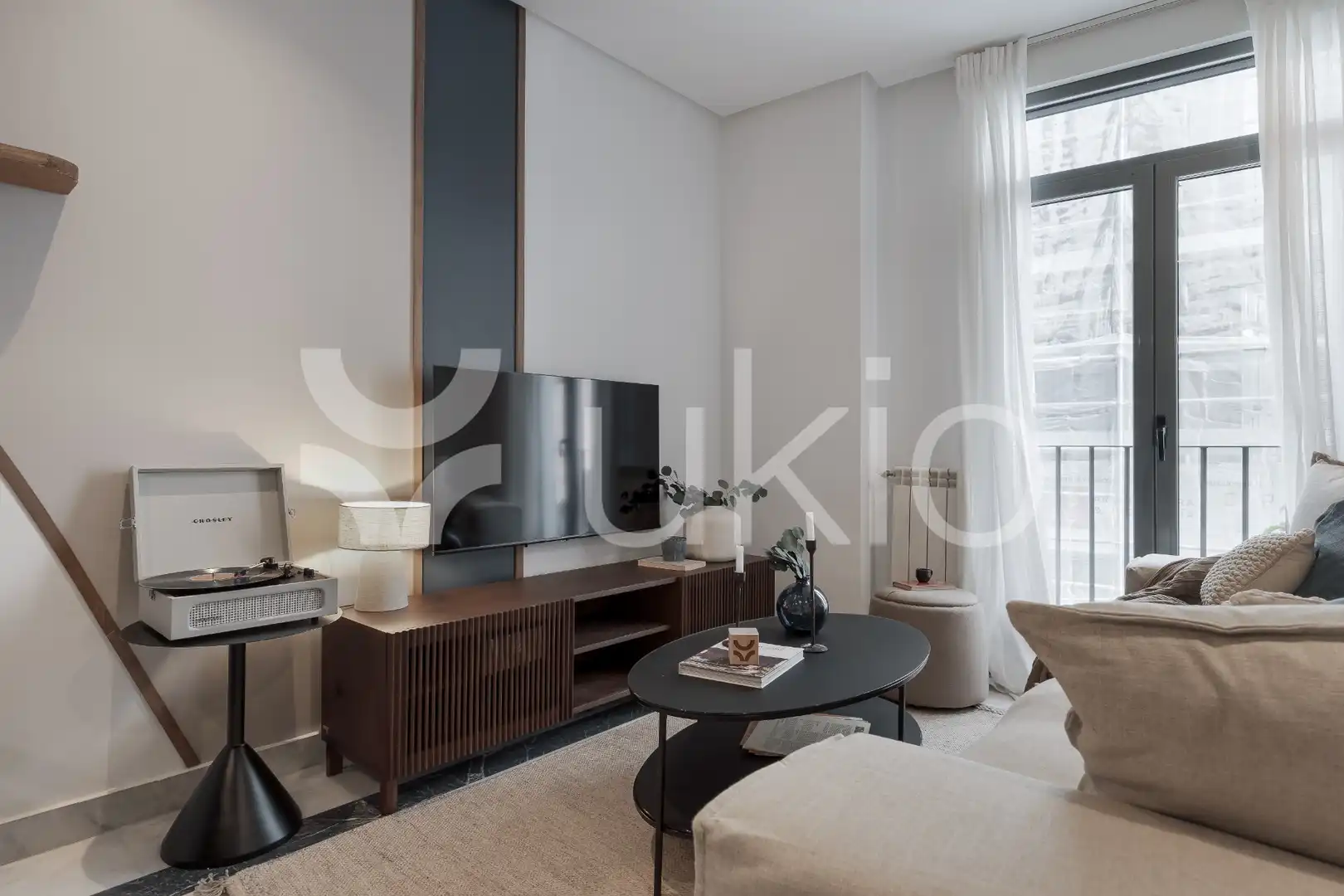 Sala d'estar de Apartament de lloguer en Madrid amb Aire condicionat, Calefacció i Moblat