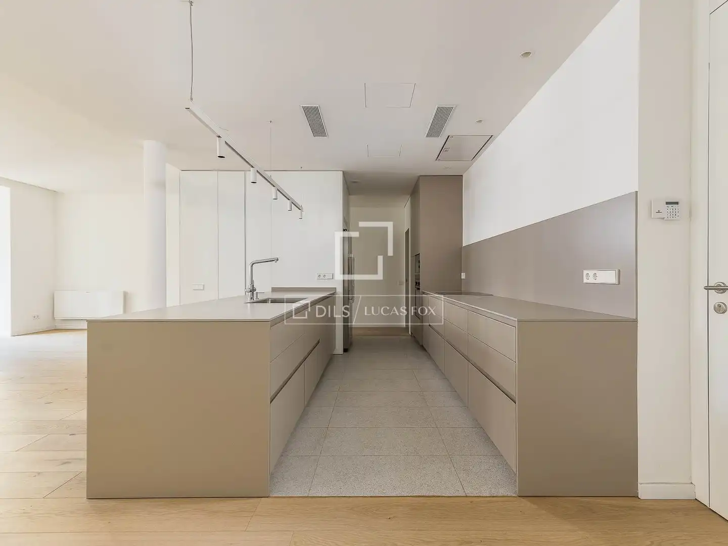 Appartamento con balcone in vendita a Eixample, imagen 9