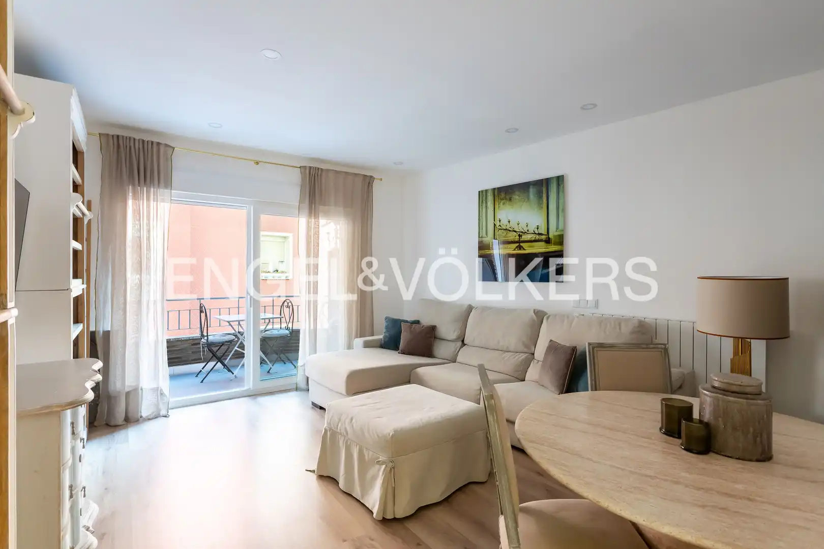 Balcony of Flat for sale in  Madrid Capital  with Air Conditioner, Heating and Balcony