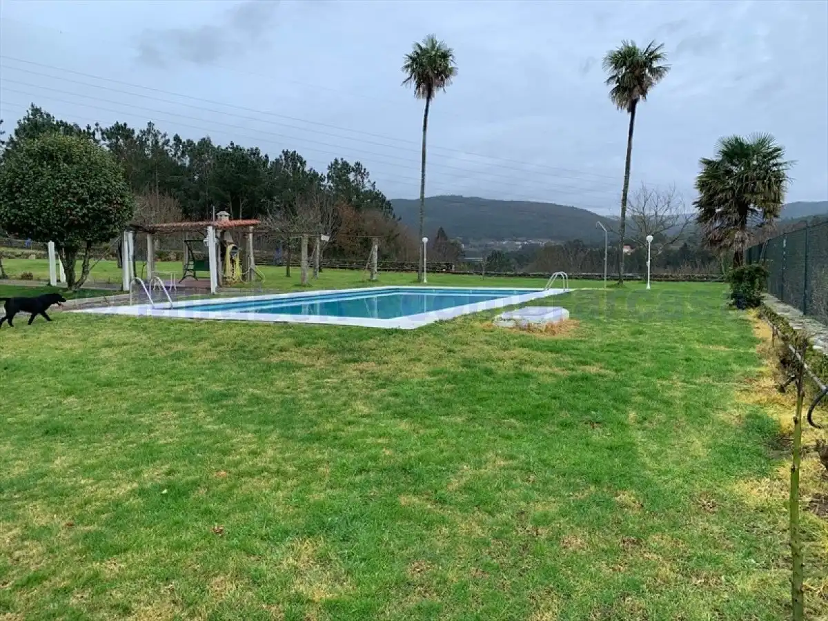 Swimming pool of Country homes for sale in Padrón  with Heating, Private garden and Terrace