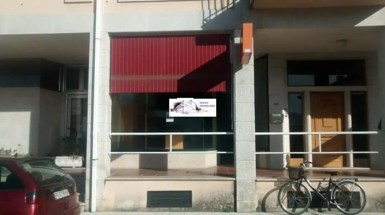Geschaftsraum zur Miete in Tomiño