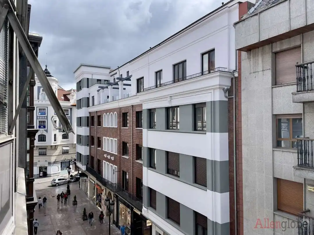 Office space with lift for sale in Centro - Casco Histórico, imagen 9