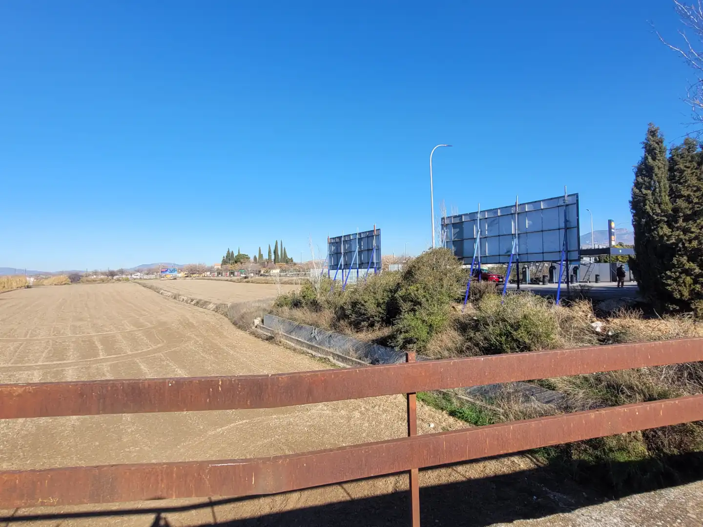 Vista exterior de Nave industrial en venta en Maracena