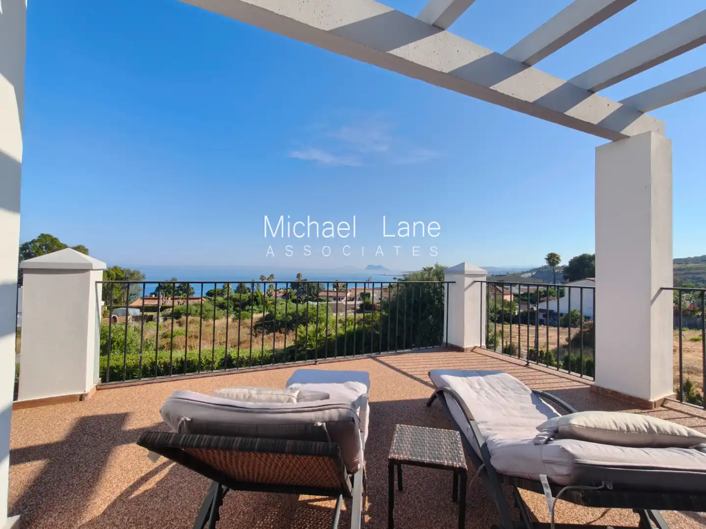 Terrace of Houses for sale in Sotogrande  with Air Conditioner, Heating and Private garden