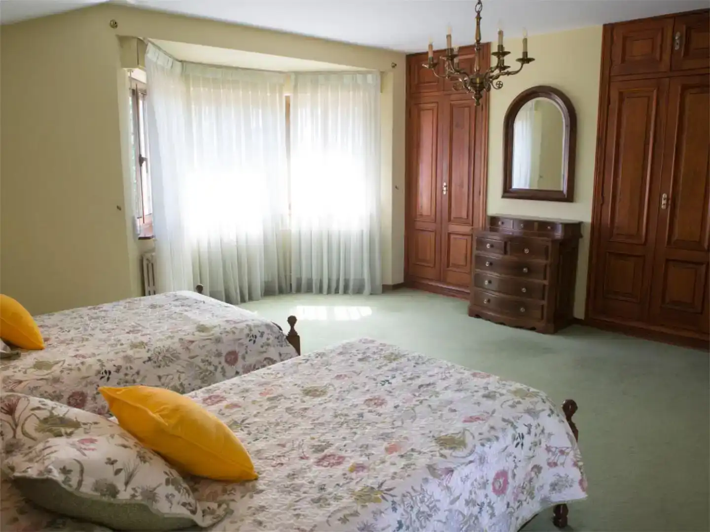 Dormitori de Casa o xalet en venda en Salamanca Capital amb Balcó