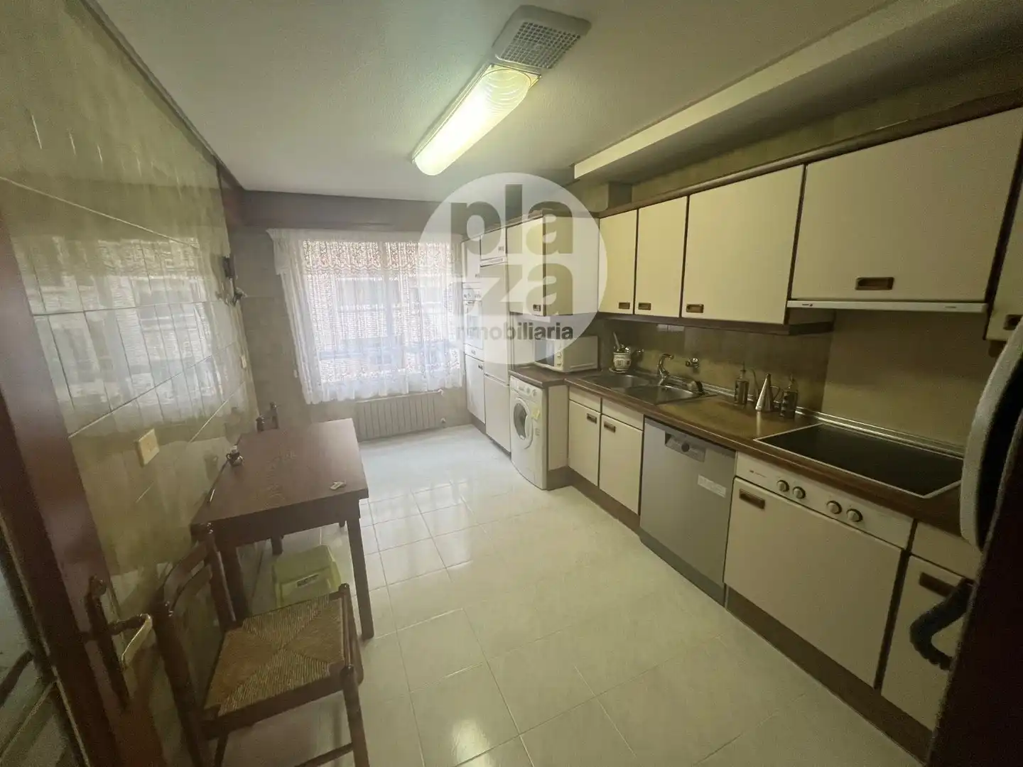 Küche von Wohnung zur Miete in Burgos mit Heizung, Terrasse und Abstellraum