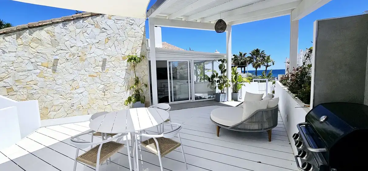 Casa con piscina en venta en Estepona - Estepona,Centro,Calle Moreno Torroba, imagen 2