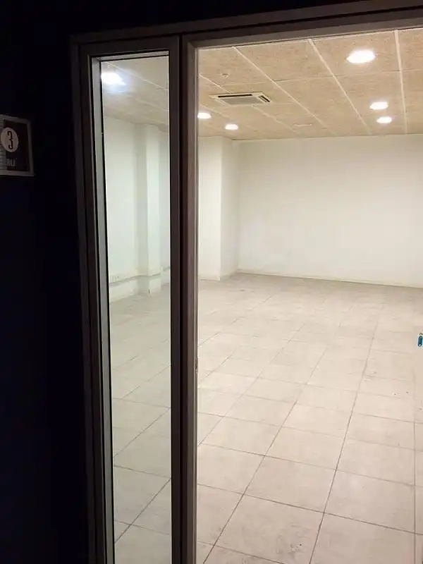 Local comercial de lloguer a Sant Julià, imagen 23