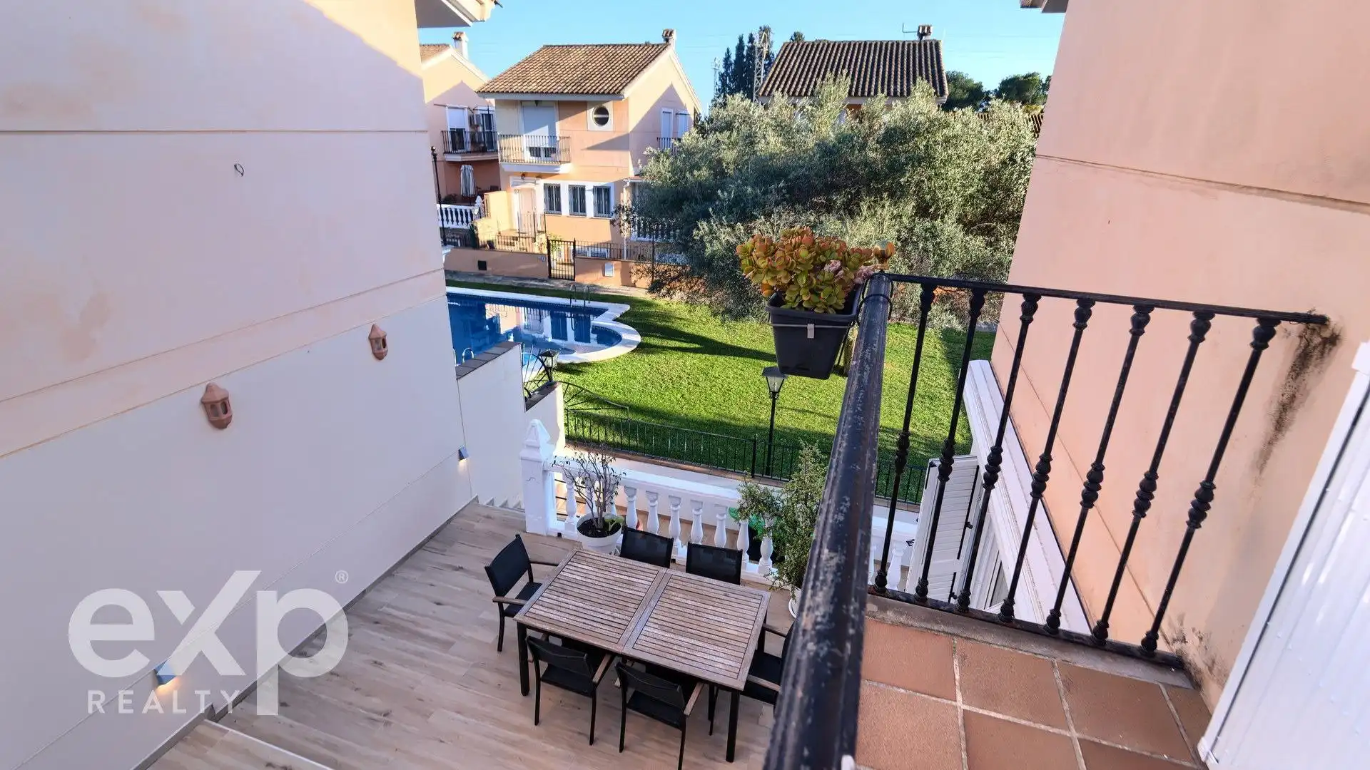 Terraza de Casa o chalet en venta en Godella con Aire acondicionado, Calefacción y Jardín privado