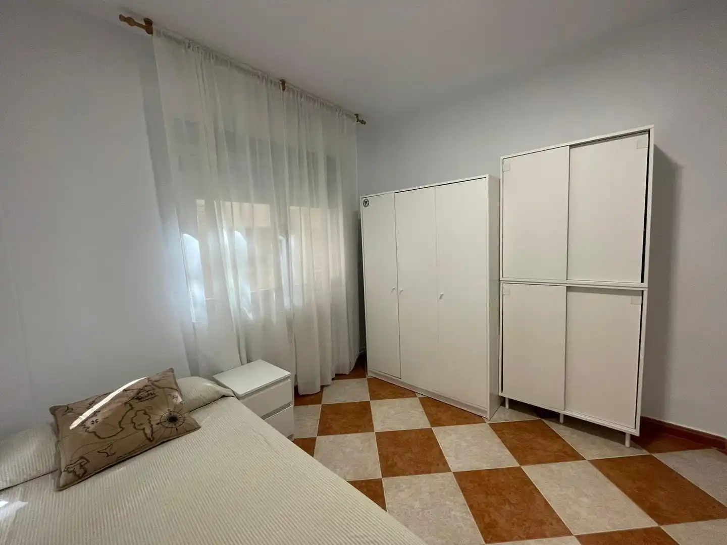 Dormitori de Pis de lloguer en Granada