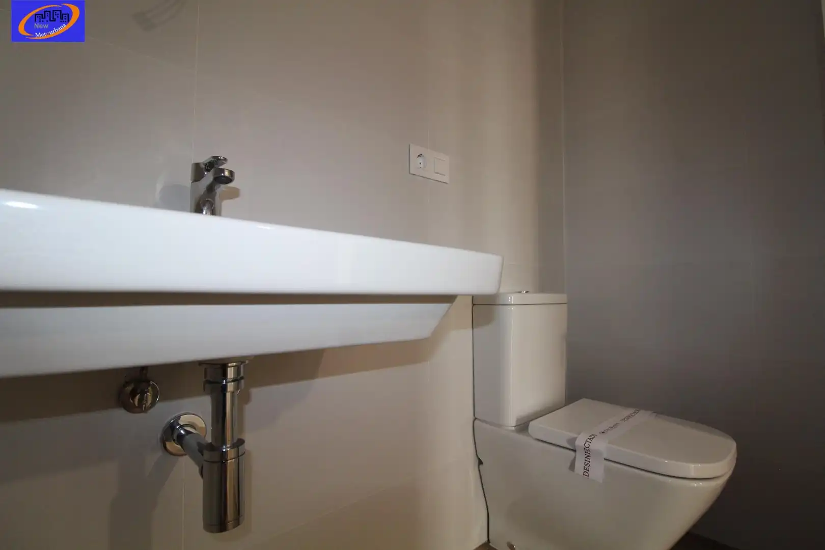 Badezimmer von Wohnung zur Miete in Quart de Poblet mit Parkett, Terrasse und Abstellraum