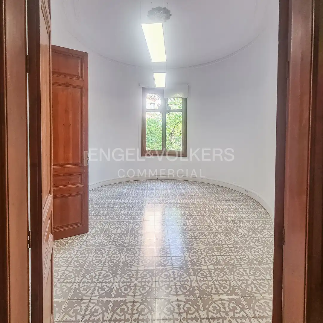 Oficina de lloguer en Eixample