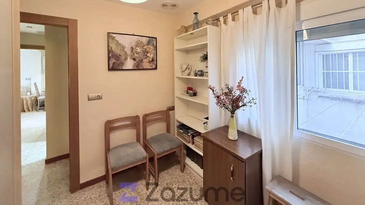 Flat with lift to rent in C. Urano, imagen 6