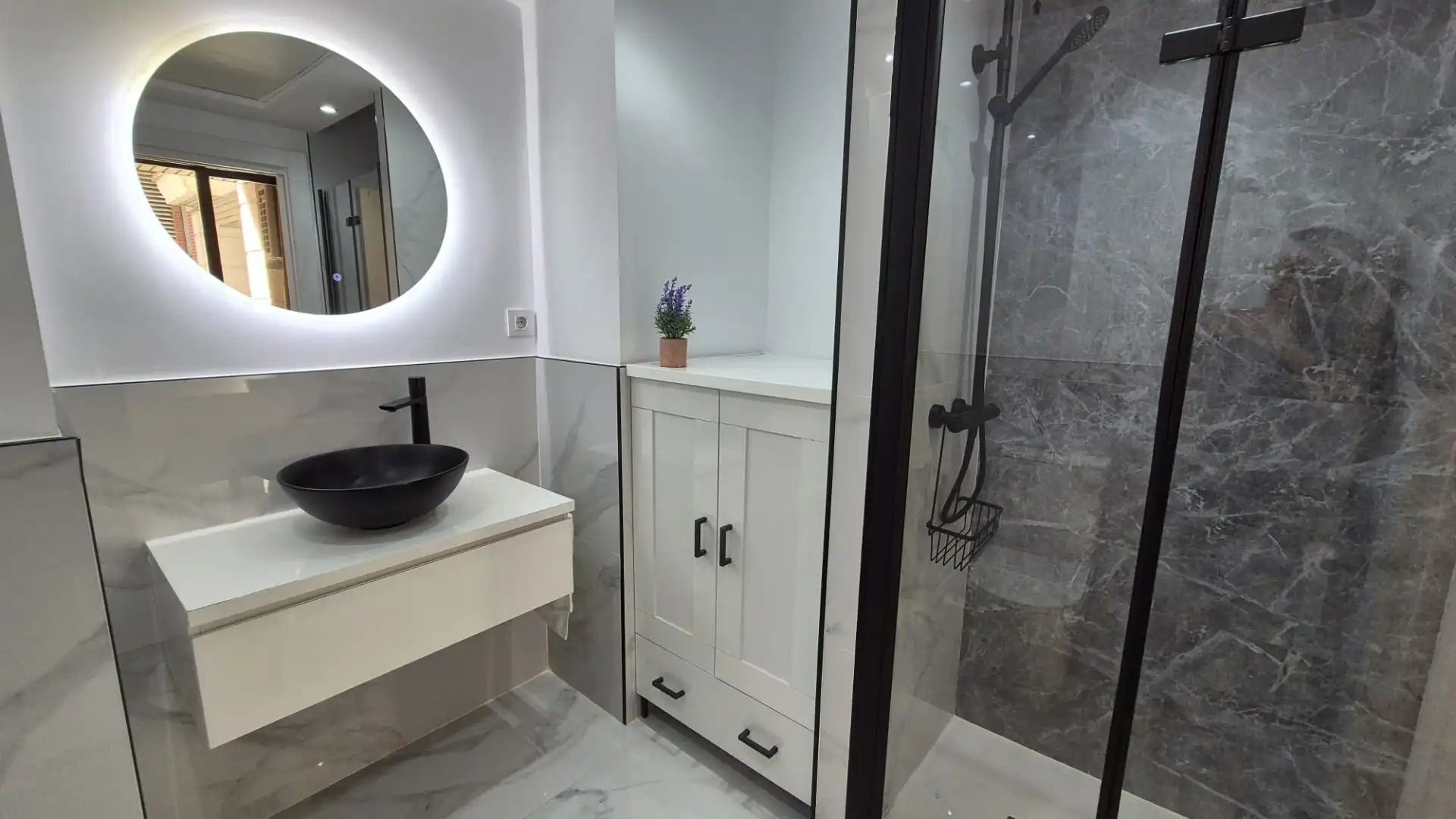 Baño de Dúplex en venta en Madrid con Aire acondicionado y Calefacción