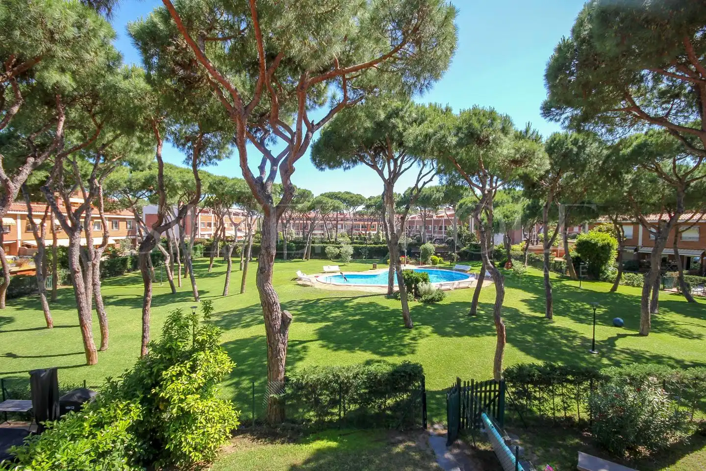Garten von Einfamilien-Reihenhaus zur Miete in Gavà mit Klimaanlage, Heizung und Privatgarten
