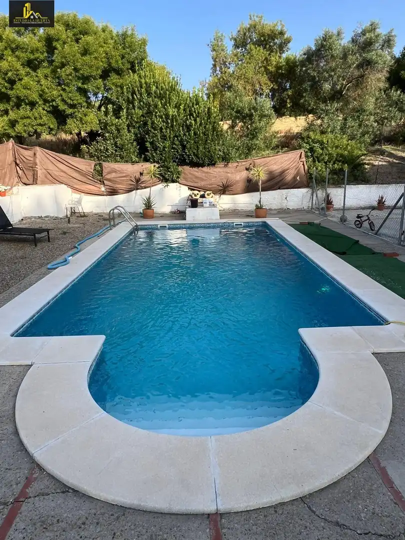Schwimmbecken von Residential zum Verkauf in Jerez de la Frontera