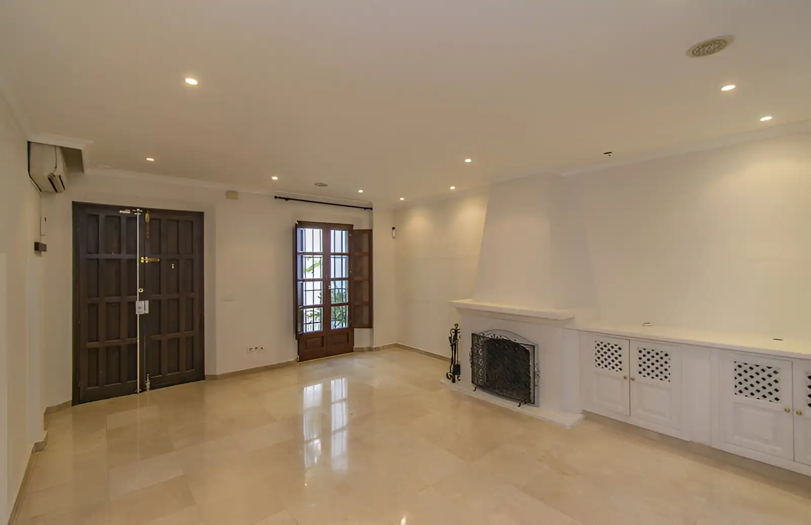 Adosado con piscina en venta en Milla de Oro, imagen 7