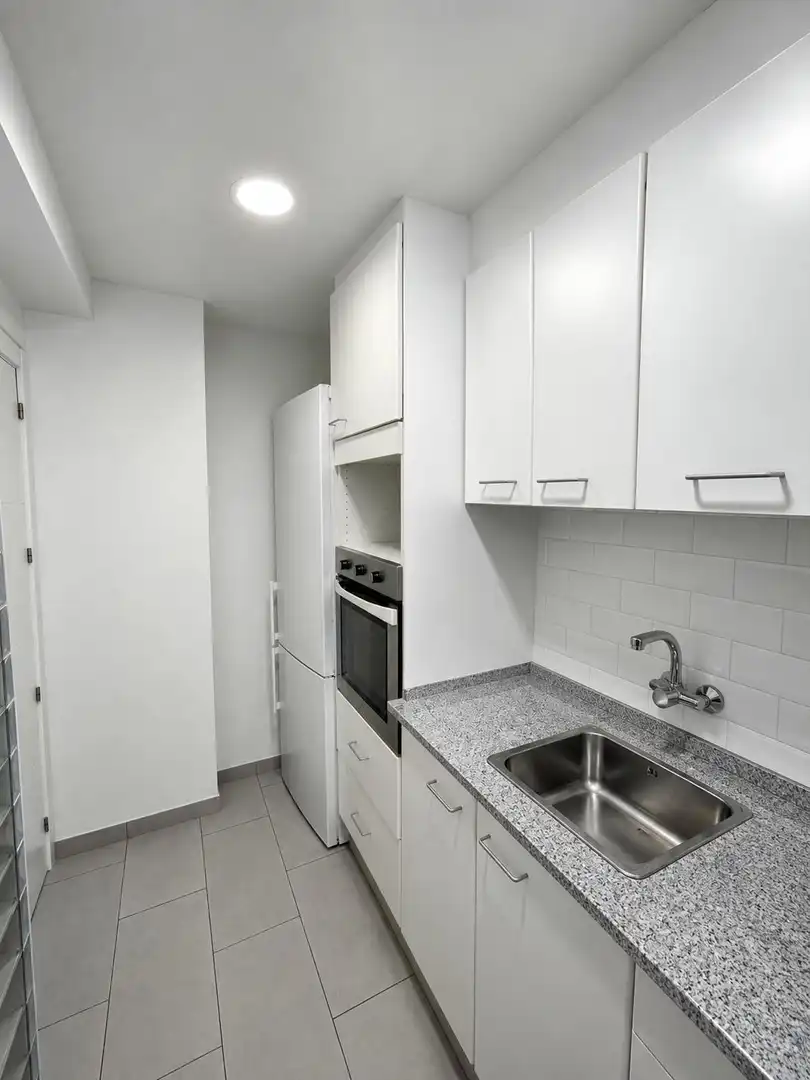 Piso en venta en La Mina