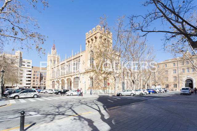 Piso en Alquiler en Carrer de Misser Mascó en Exposició