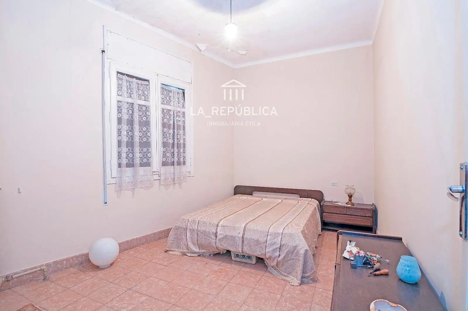 Habitación de Casa o chalet en venta en Mataró con Calefacción, Terraza y Trastero