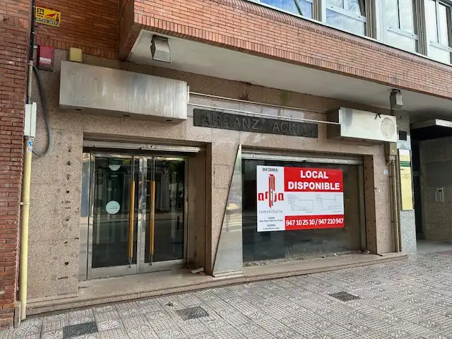 Local comercial en venda a Plaza de España, imagen 3