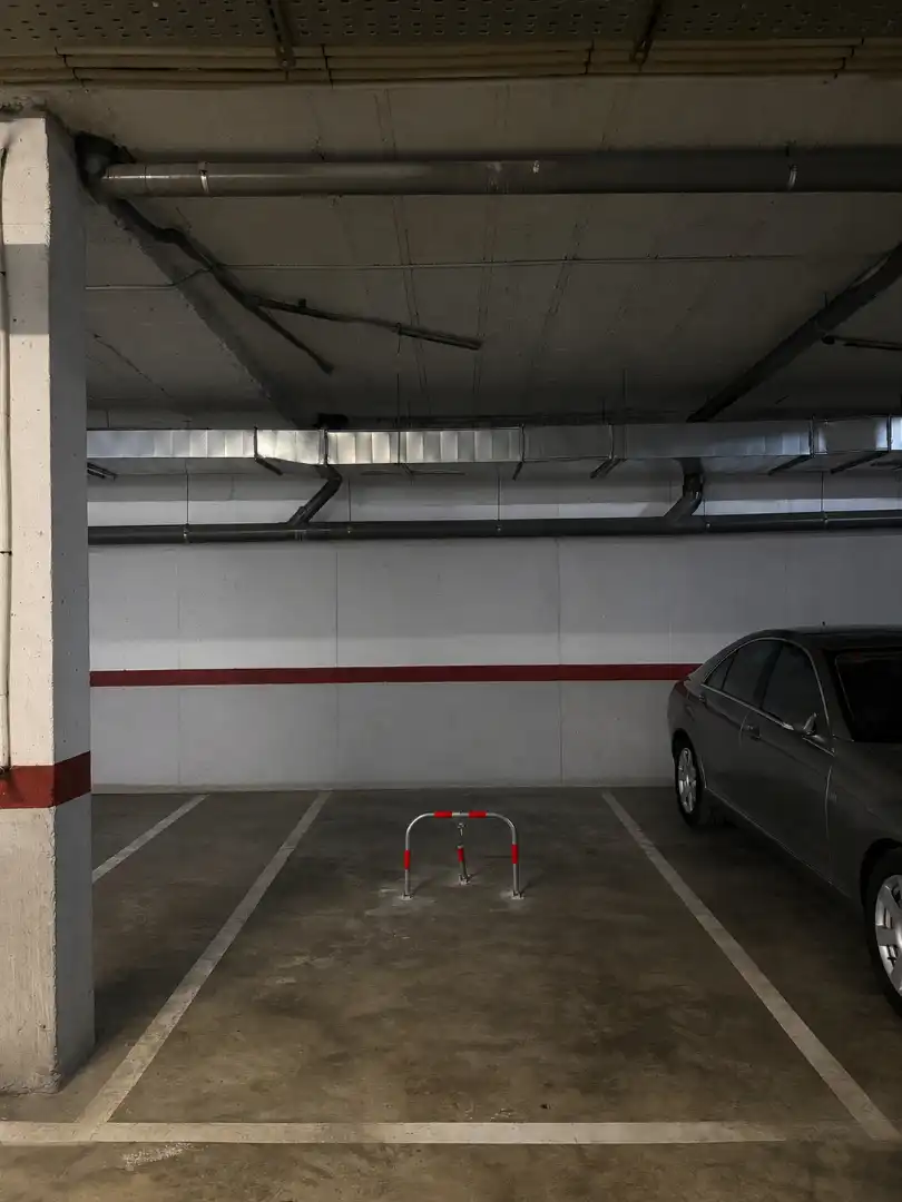 Einzelparkplatz mit Aufzug zur Miete in Calle Duero 2, imagen 2