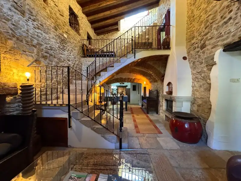 Finca rústica en venta en Ullastret con Aire acondicionado, Calefacción y Jardín privado