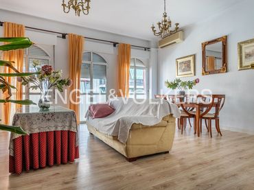 Penthouse for sale in Casco Antiguo