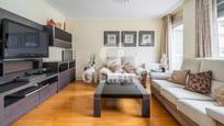 Living room of Flat for sale in  Madrid Capital  with Air Conditioner and Balcony