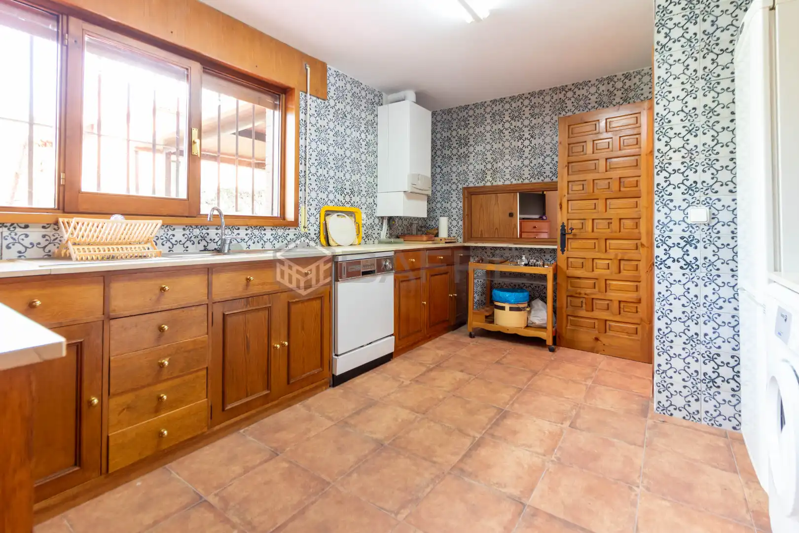 Cuina de Casa o xalet en venda en Torrelodones amb Calefacció, Jardí privat i Parquet