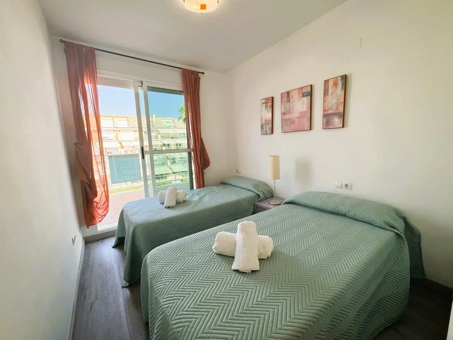 Dormitori de Apartament en venda en Dénia amb Aire condicionat, Jardí privat i Terrassa