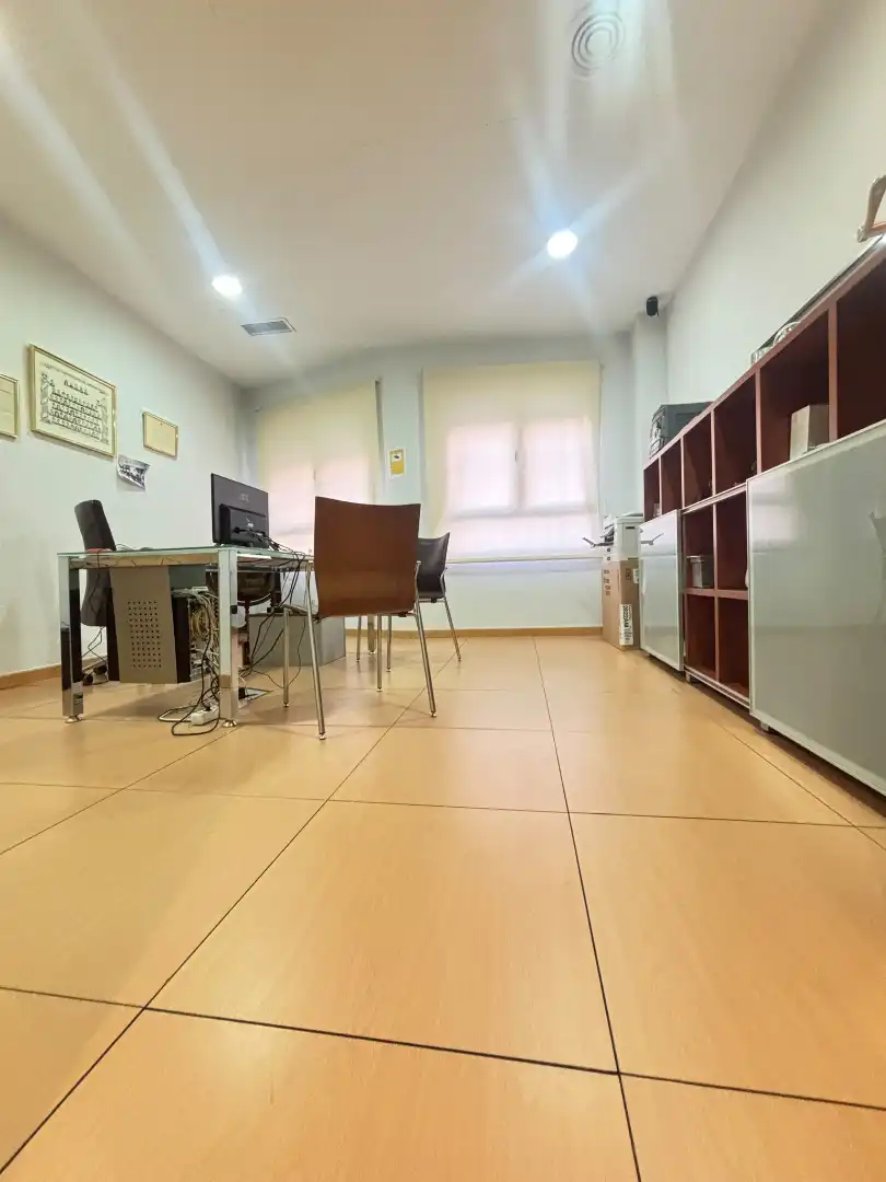 Office space with lift for sale in Centro - Plaza Mayor, imagen 16