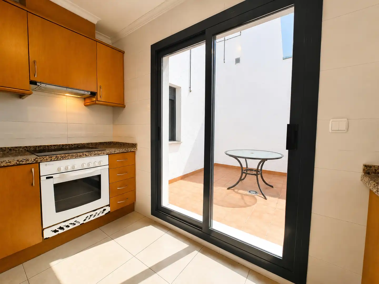 Kitchen of Flat for sale in Ondara  with Terrace, Washing machine and Alarm