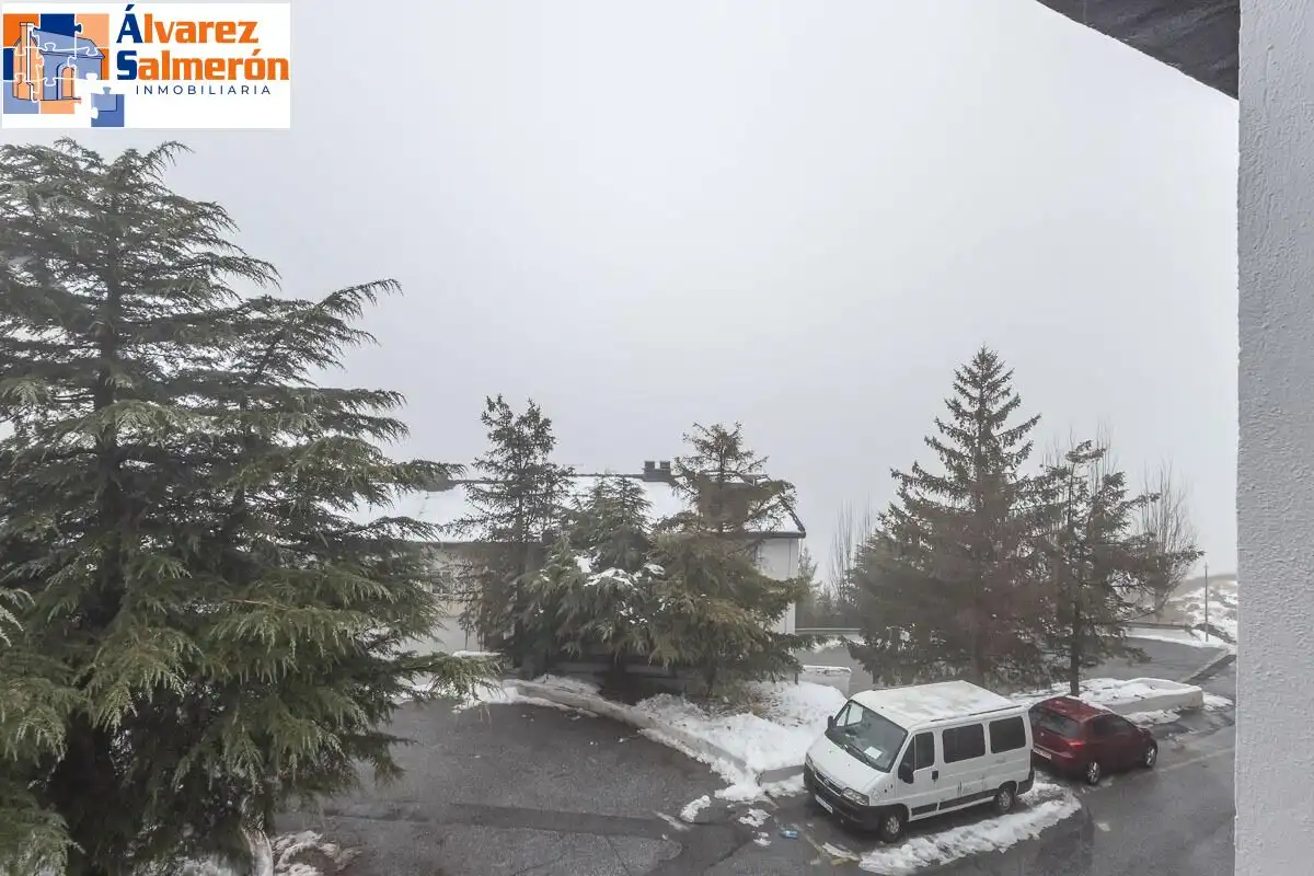 Jardí de Casa o xalet en venda en Sierra Nevada amb Calefacció