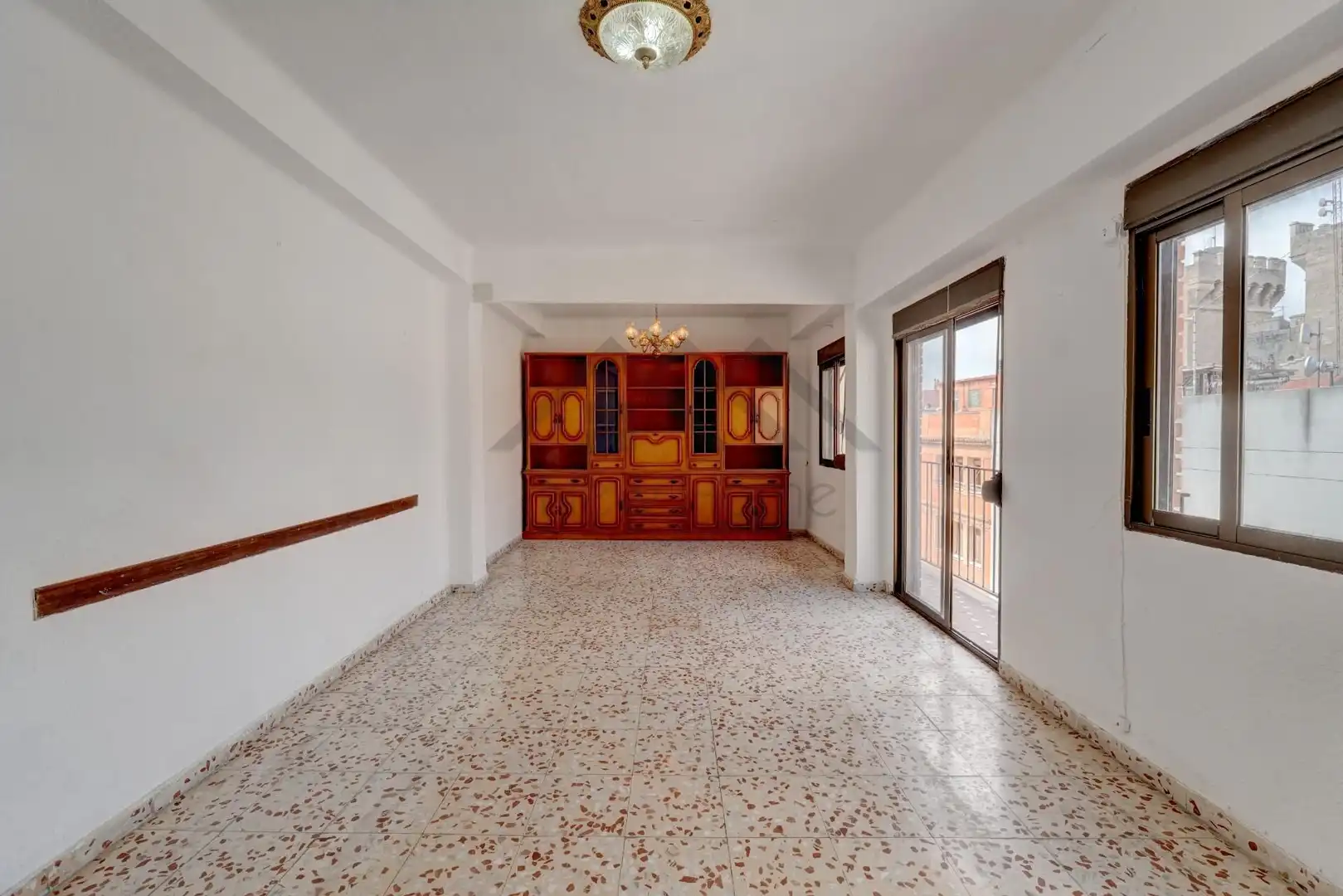 Sala d'estar de Pis en venda en Valencia amb Balcó